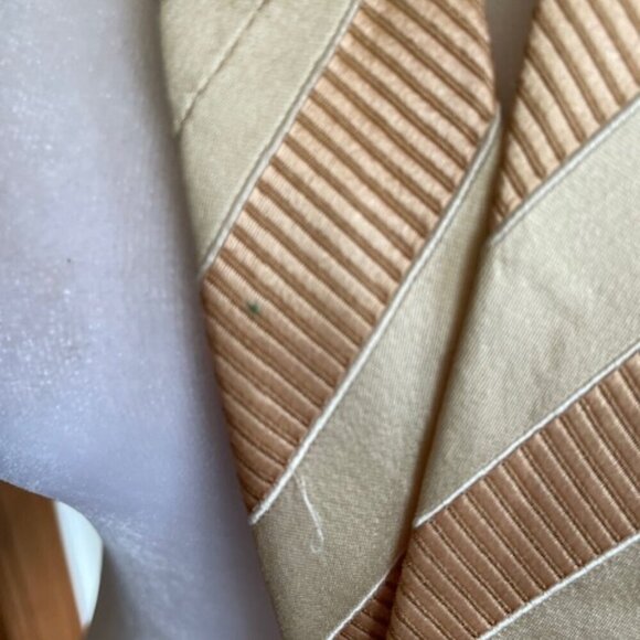 VALENTINO Silk Vintage Gold Cream Stripe Tie - Picture 15 of 15